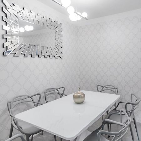 Pastel Art Deco 3Bdr Ruterra Apt Prága Kültér fotó