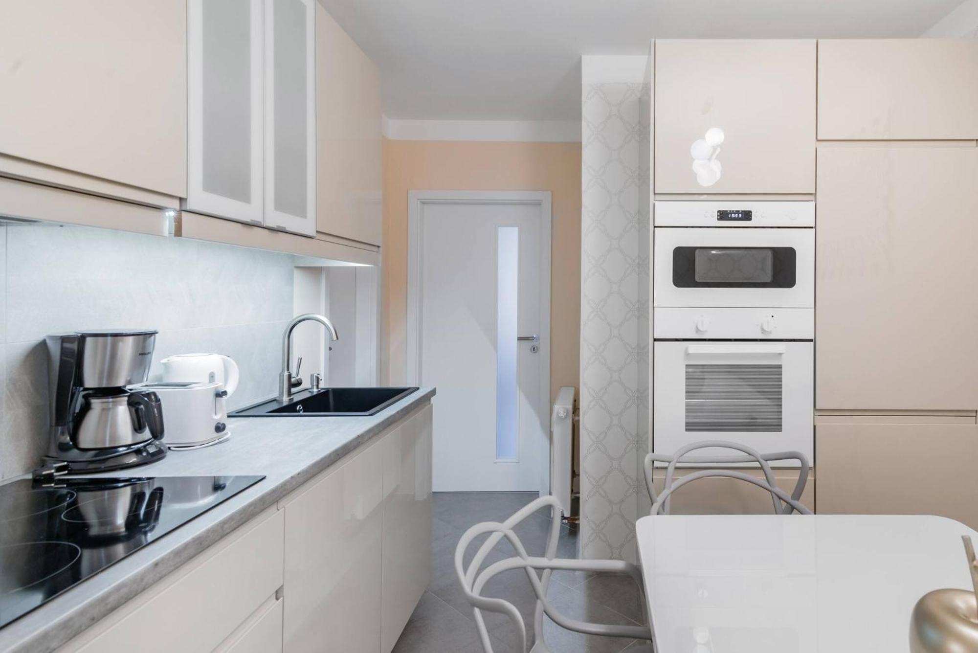 Pastel Art Deco 3Bdr Ruterra Apt Prága Kültér fotó