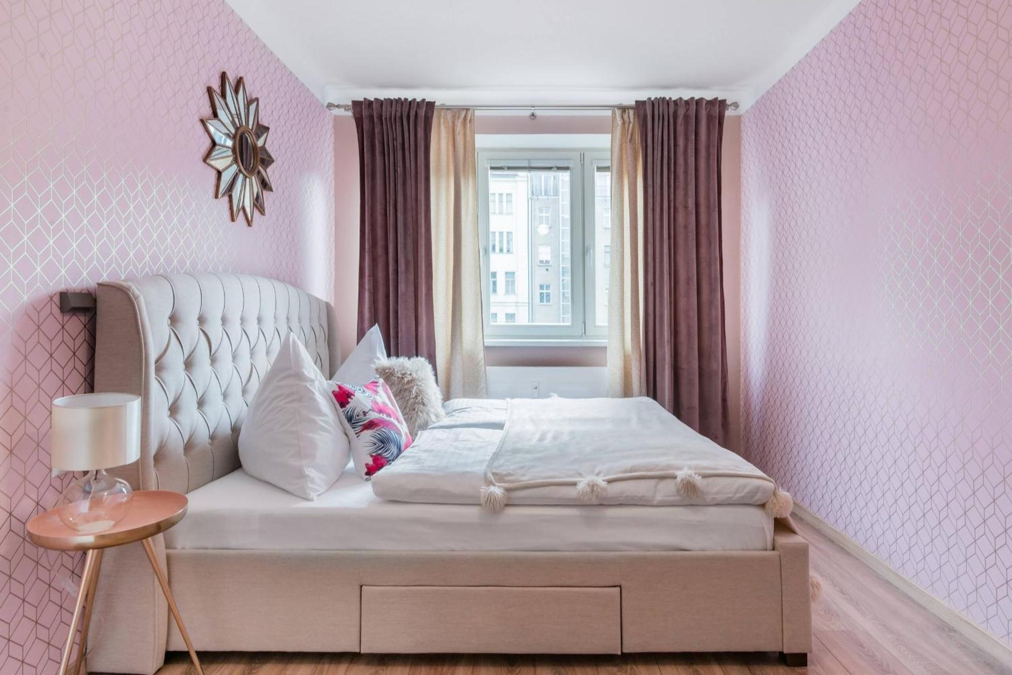 Pastel Art Deco 3Bdr Ruterra Apt Prága Kültér fotó